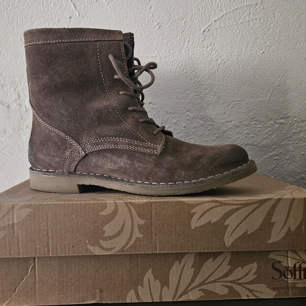 Sofft Brown Lace Up Boots